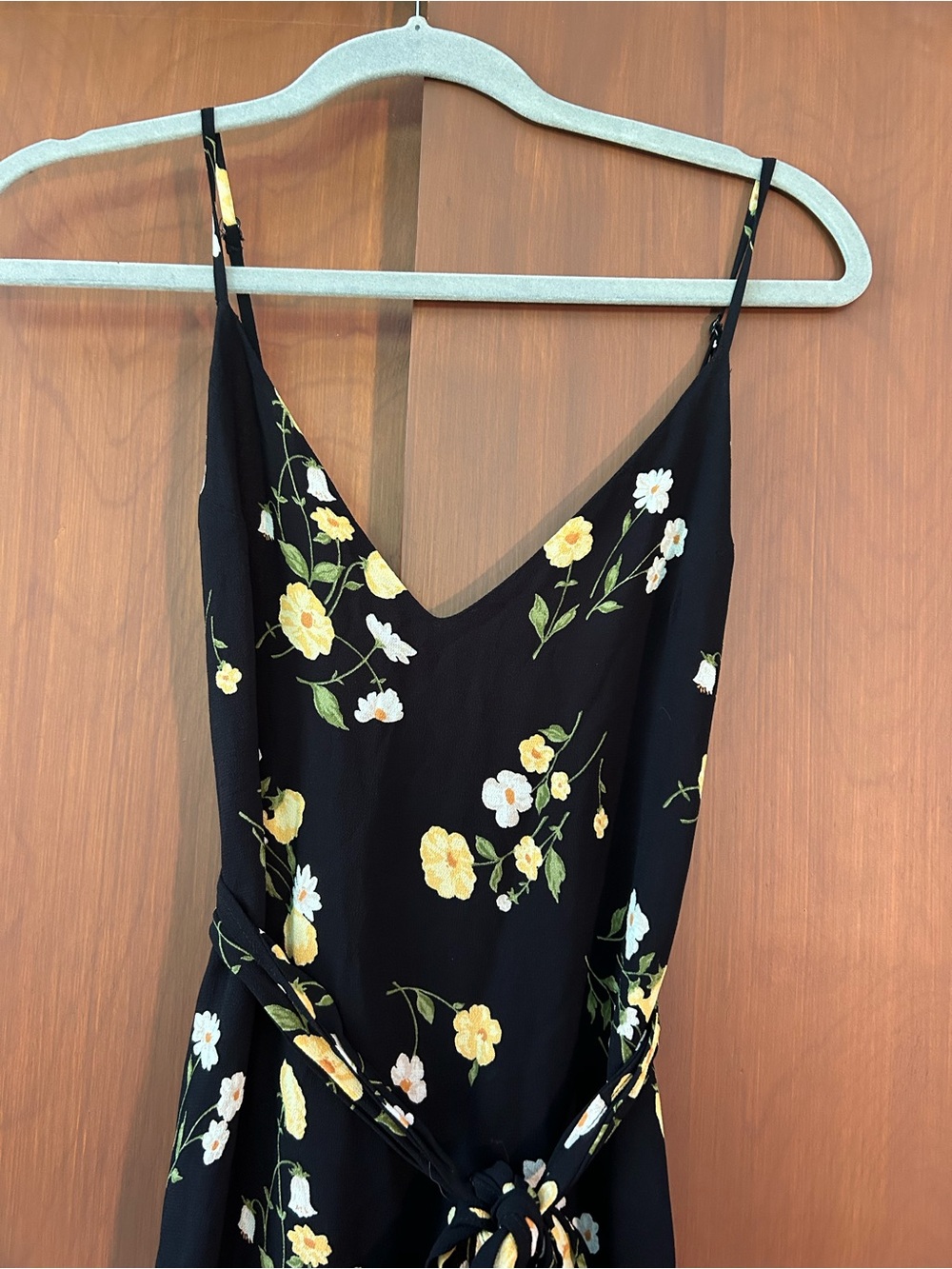 Reformation Black floral midi dress - Picture 6 of 7